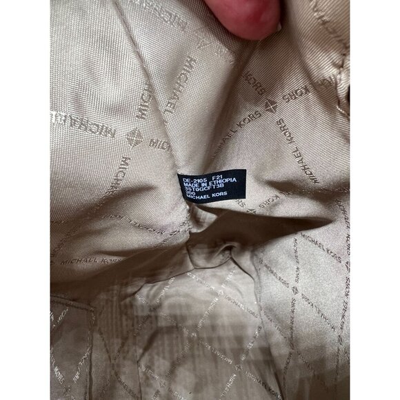 MICHAEL KORS Charlotte Large MK Signature Leather Top-Zip Tote Brown - Picture 3 of 13